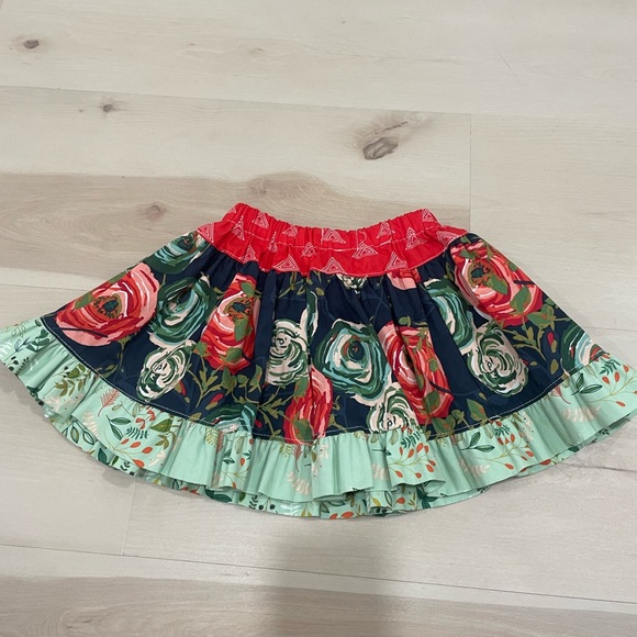EUC Girls 3T Melon Monkey Skirt. Rose Pattern. Green and Red. Multi Fabric. - Picture 6 of 7